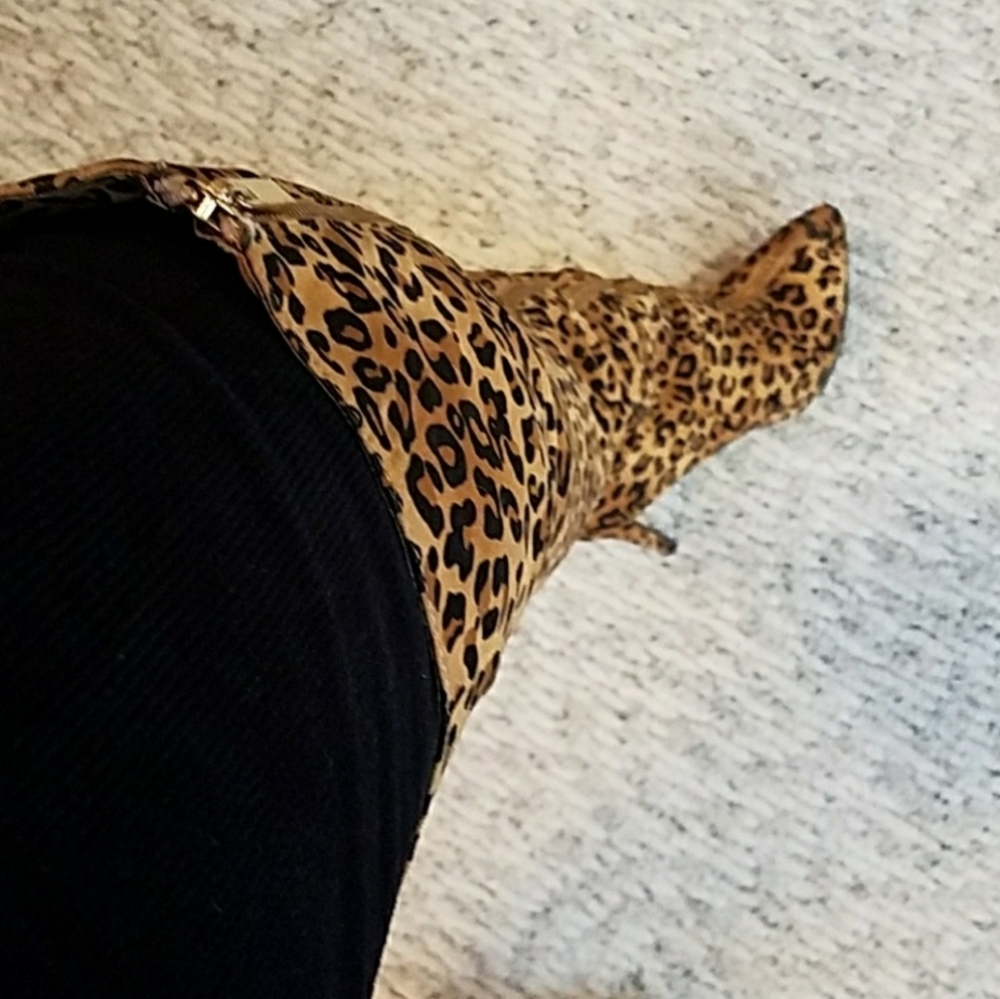 Chinese Laundry Zip Front Cheetah OTK Heeled Boots - Picture 6 of 9